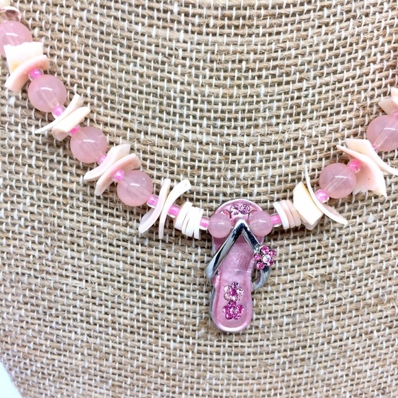 3/$30 FLIP FLOP CHARM NECKLACE SHELL FAUX PEARL BEACH VACATION - Picture 4 of 13